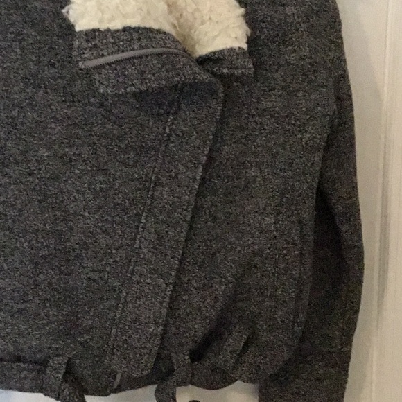 Motorcycle style jacket with faux shearling collar. - Picture 4 of 5